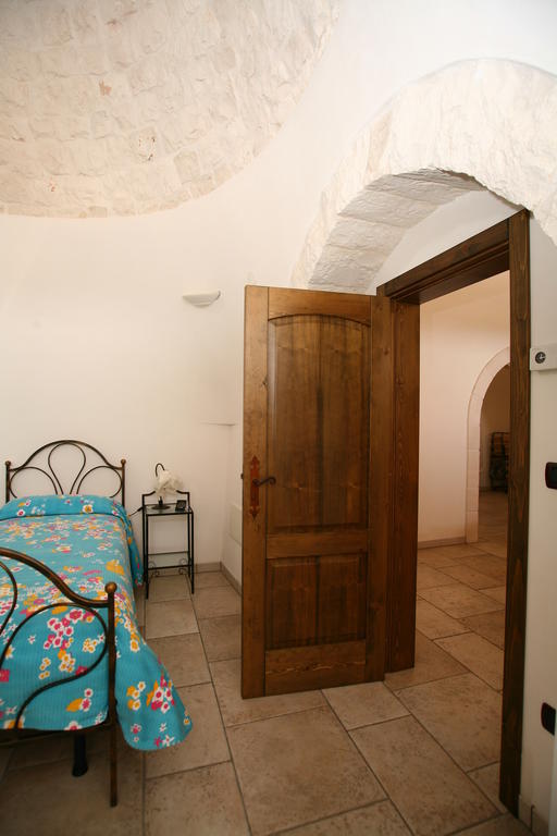 לוקורוטונדו Trulli Convertini מראה חיצוני תמונה
